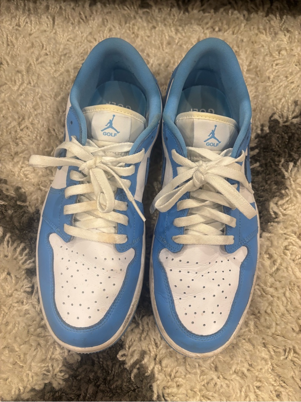 Nike Low-Top Sneakers in Light Blue and Maroon